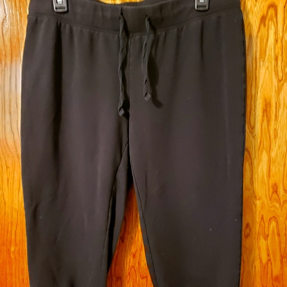 🔥LAST CHANCE!🔥No Boundaries capri pants